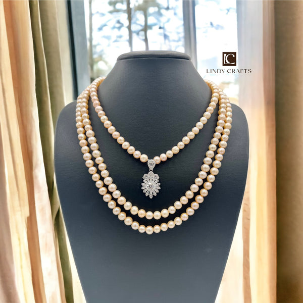 Fashionable 3-Layer Pearl Necklace