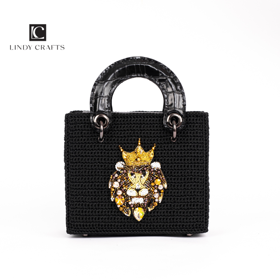 Square Craft Yarn Handbag - Beaded Lion
